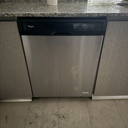 Whirlpool Dishwasher