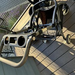 Graco SnugFit 35 DLX Infant Car seat / snugrider elite Stroller