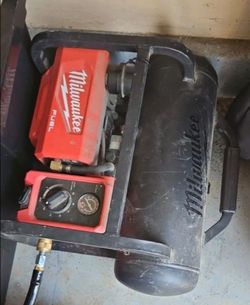 Milwaukee m18 compressor for parts