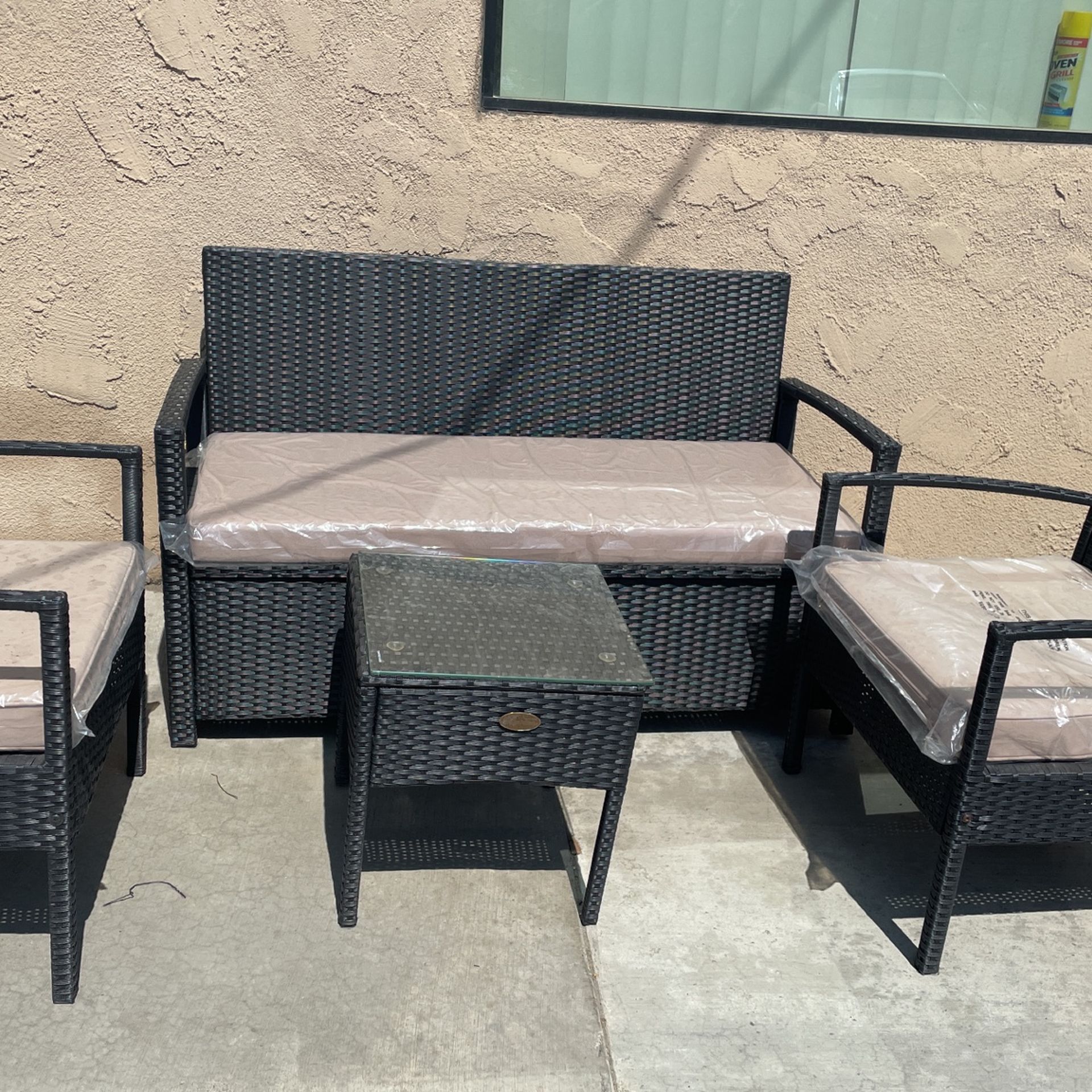 Outdoor Patio 4 Piece Chairs And Table Set