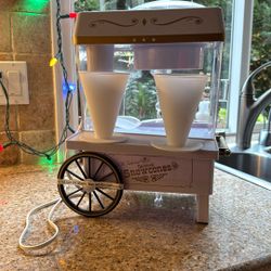 Snow Cone 🍧 Maker