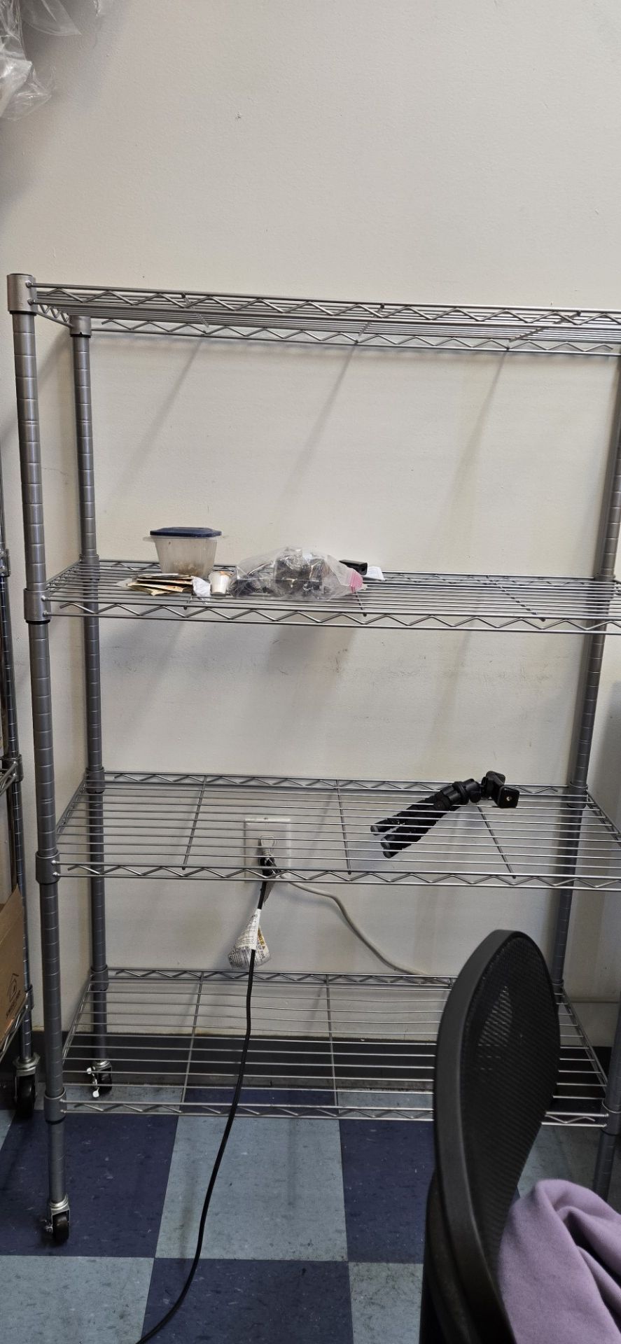 Wire shelving