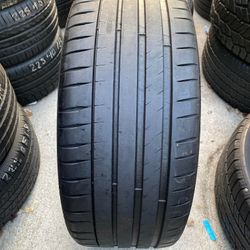 235/40ZR20 Michelin Pilot Sport 4S 96Y - (1) Used Tire Great Conditions Low Profile Tire