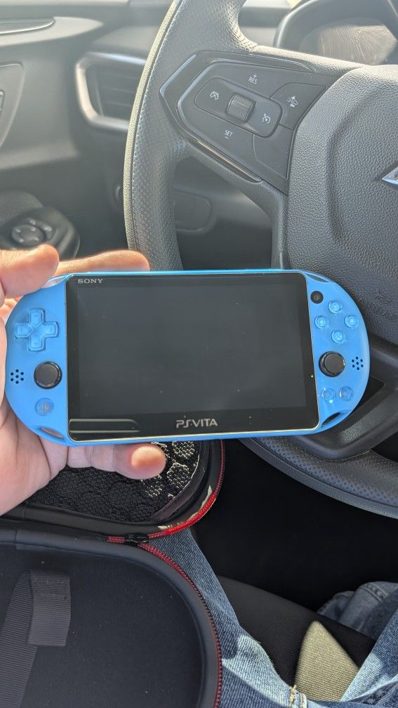 PSVita PCH-2000 Model Blue Modded