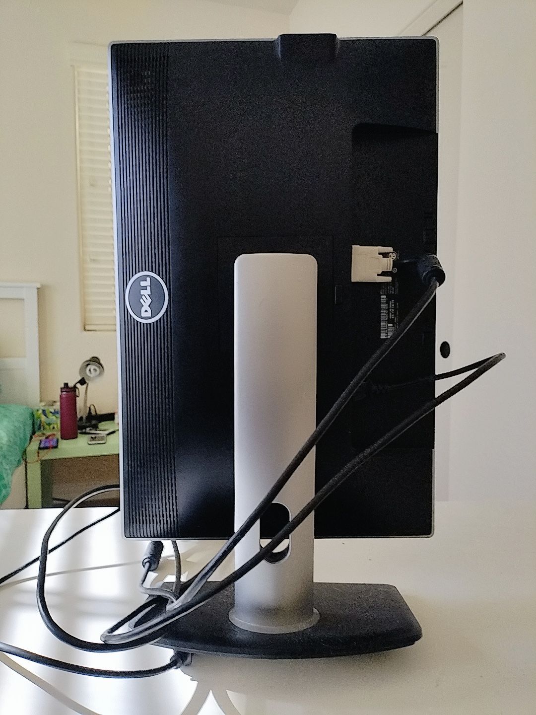 Dell Monitor 24 Inches. Model # U2412MB
