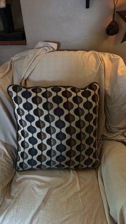 New pillows set of 4