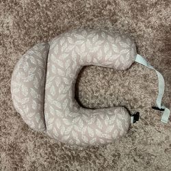 MOMCOZY NURSING PILLOW 