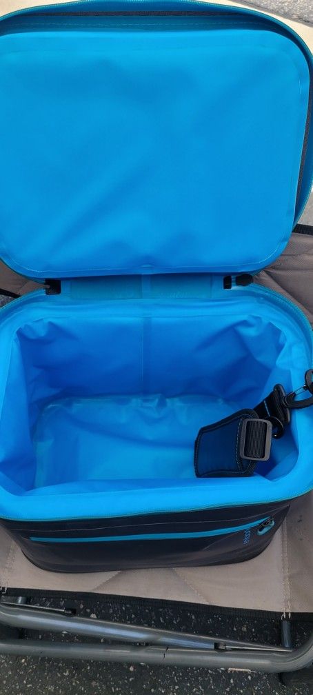 Cooler Embark Up 24 Cans Price Firm Corona92879