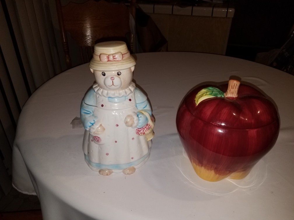 2 Cookie Jars!