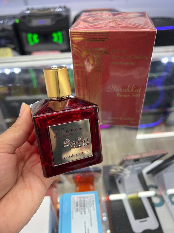 Barakkat Rouge 550 Perfume , Scent , Aroma , Cologne