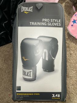 Boxing gloves