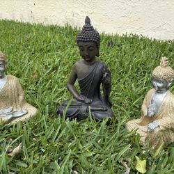 3 Meditating Zen Buddha Statues. All 3 Buddhas Bronze & Gold & Silver Tone. Great Condition For Yoga Studio, Bedroom Or Office. 