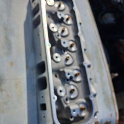 SPEED MASTER 360 ALUMINUM HEAD FOR BB CHEVY!!! 150$