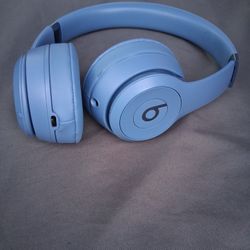 Beats Solo 4 Wireless Headphones 