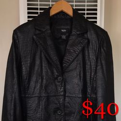 (LIKE NEW) WOMEN’S MOSSIMO CROC EMBOSSED LEATHER JACKET - SIZE: SMALL 