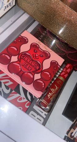 Too Faced Cinnamon Bear Set
