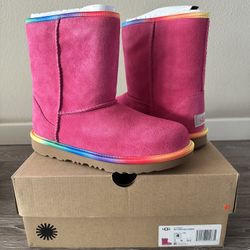 Ugg Classic II Short Rainbow