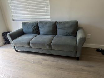 Sofa.