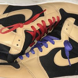 Nike Air Jordan 1 Retro High OG Heirloom sneake