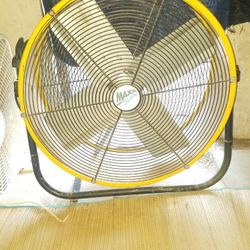 MAXXAIR BF24TF-YEL-TE 1 SPD 24-INCH TILT-AND-STOP STANDARD DRUM FAN