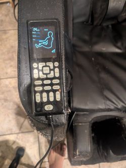 Selling a $1,200 massaging chair for $200