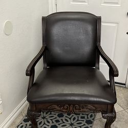 Elegant Living Room Chair