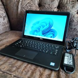 Touchscreen Laptop Dell Latitude 3380-core i3-8gb Ram-128gb HD SSD Solid.