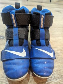 Nike Youth Football Cleats 
