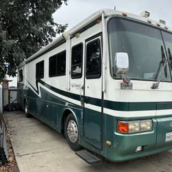 Monaco Dynasty Motorhome 