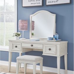 Vanity With Bench 