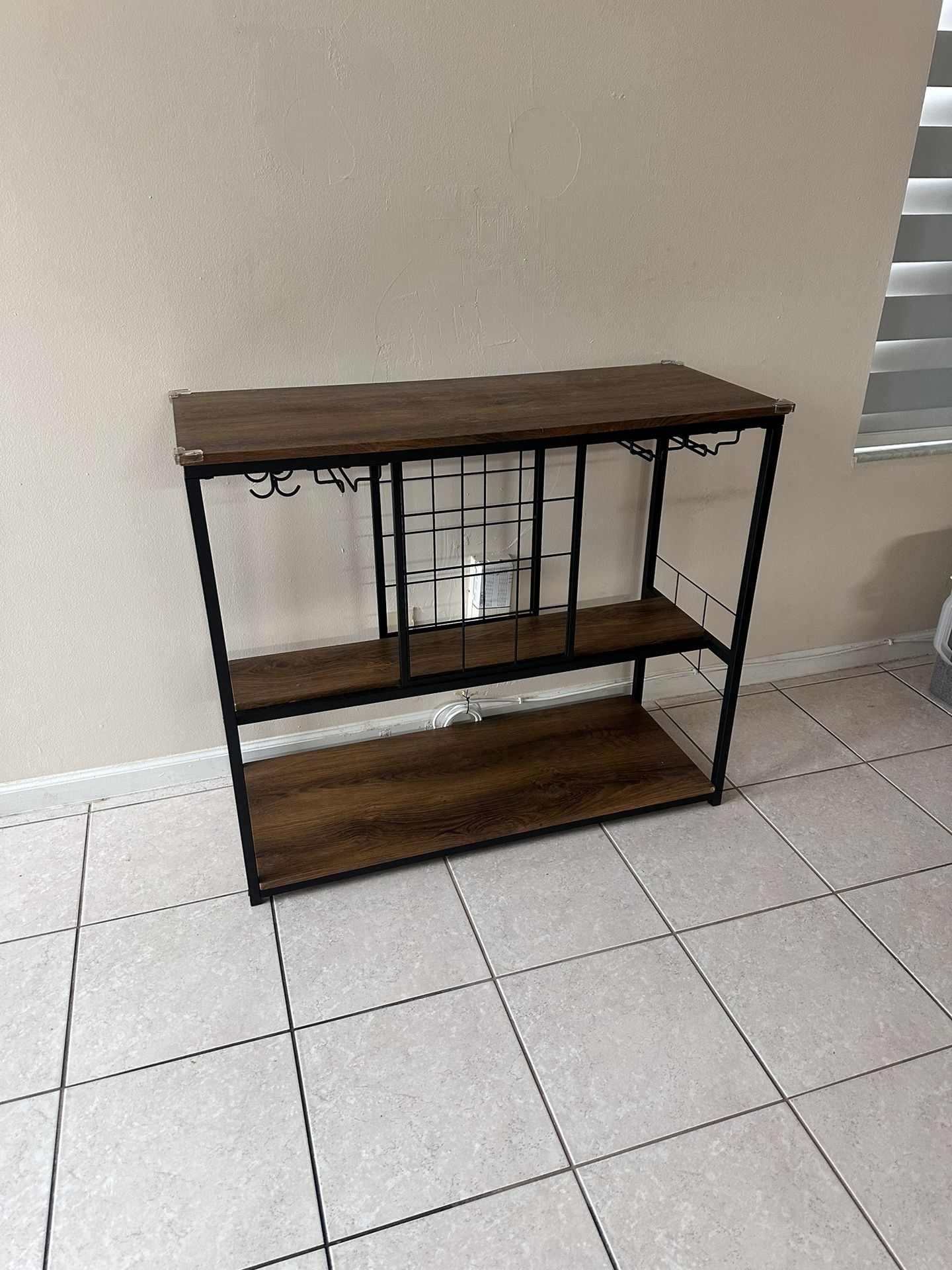 Bar Table