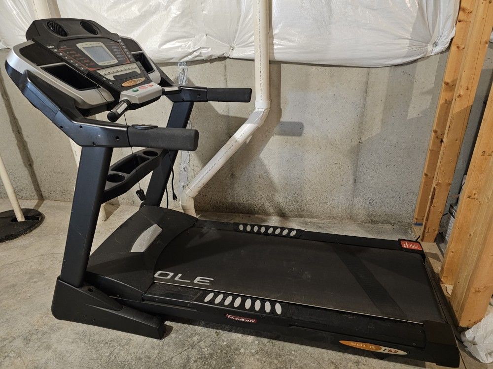 Sole F63 TREADMILL- $50!!