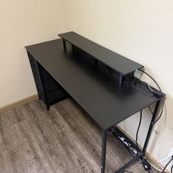 55 Inch Gaming Desk 