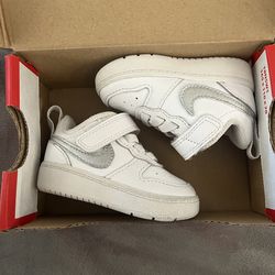 NIKE KAWA SLIDE white- baby shoes