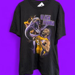 Vintage Kobe Bryant Black Mamba Los Angeles Lakers Black Tshirt