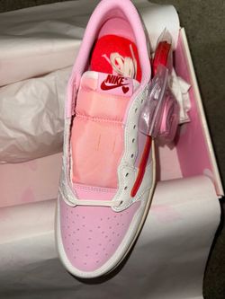 Travis Scott tropical pink  size 10.5