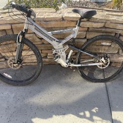 Mongoose BlackComb Aluminum Mtn. Bike (26”) 24 Speed ,4 Bar Link