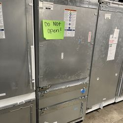 THERMADOR PANEL READY BOTTOM FREEZER REFRIGERATOR 