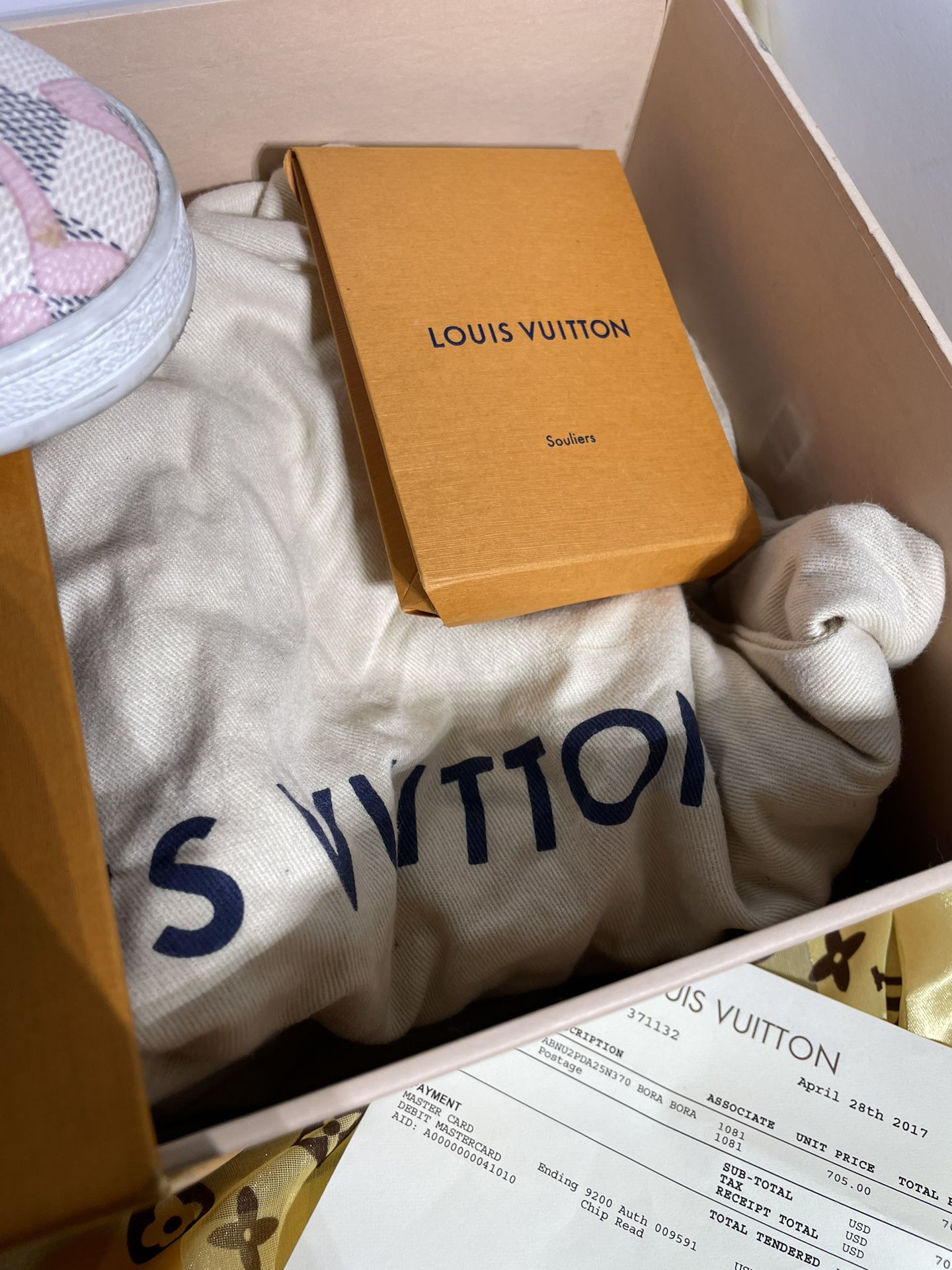 Shoes women Louis Vuitton like new for Sale in Oak Park, IL - OfferUp