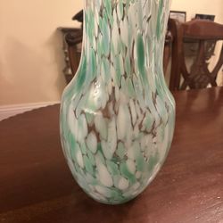 green and white confetti art glass vase