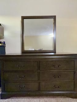Dark Wood 6-Drawer Dresser with Mirror