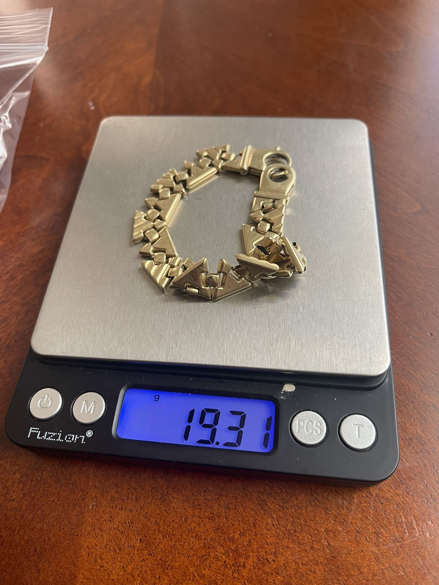 14 K Gold Bracelet, Beautiful Design 8” 
