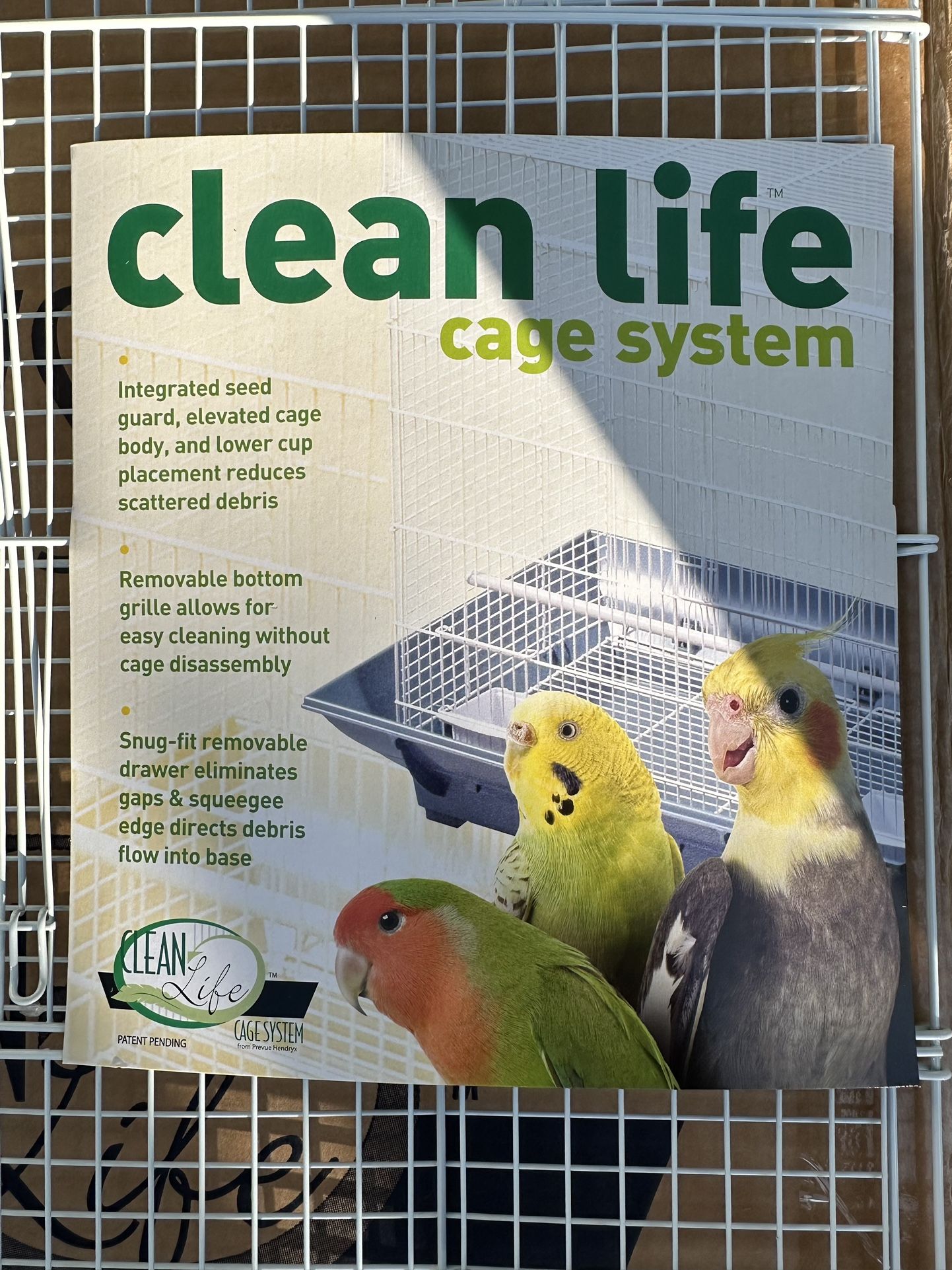 New In Box Bird Cage Prevue White Cockatiel Parakeet Lovebird Finch