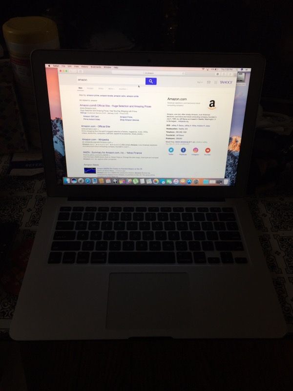 Early 2015 MacBook Air a1466