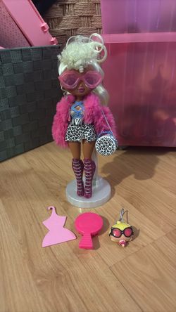 Diva L.O.L doll