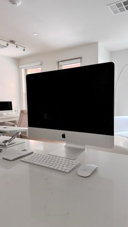 Apple iMac 21.5" 4K 2017 i5 8GB 256GB