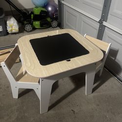 Children’s Play Table