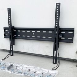 BRAND NEW $15 TV Wall Mount for 37-75 Inches TVs Tilt Bracket VESA 600x400mm, Weight Capacity 110 lbs 