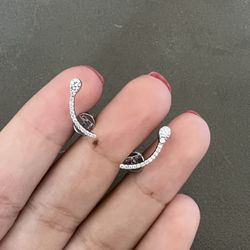 14K White Gold Diamond Earrings