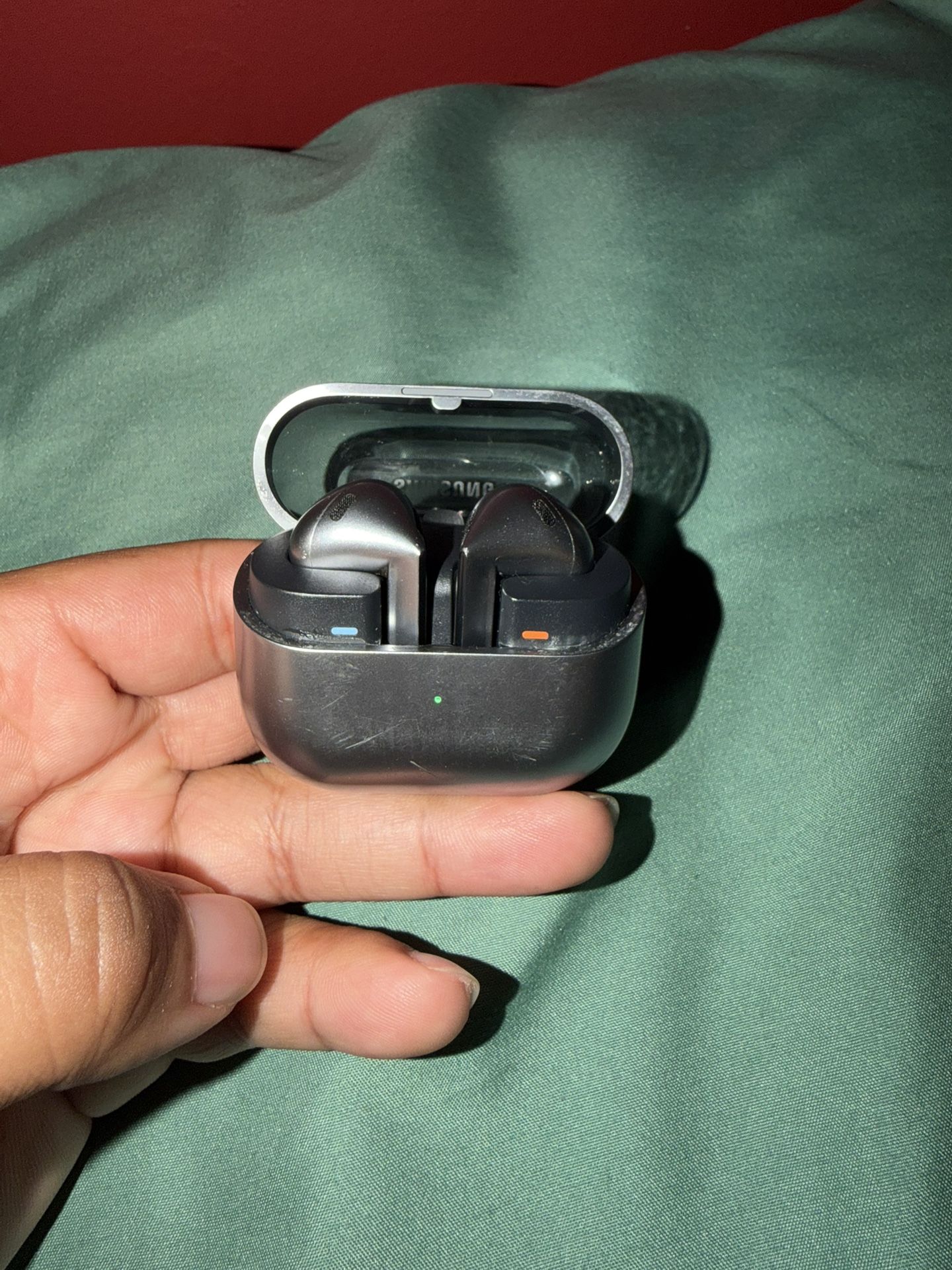 Samsung Buds 3 (NOT PRO 3s)
